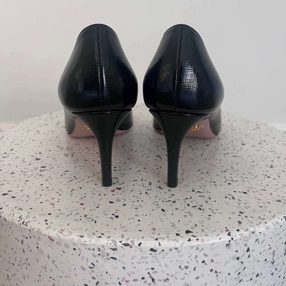PRADA Leather Pumps - Picture 3 of 6